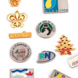 Pin’s métal polis