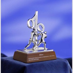 TROPHÉE MÉTAL ASCENSION 5