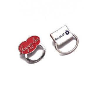 Pins porte-lunettes