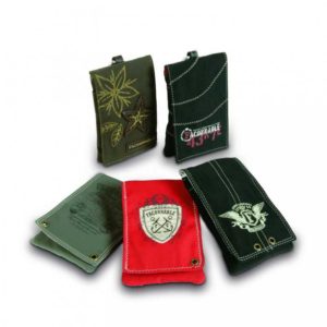 Pochettes universelles Façonnable