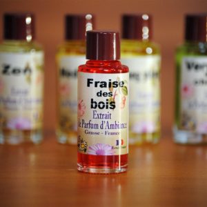 Extrait de Parfum d'Ambiance : EXTRAIT DE PARFUM D'AMBIANCE Fraise des Bois