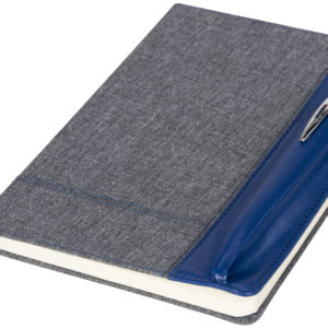 Cahier A5 chin? avec c?t? ? l'aspect en cuir