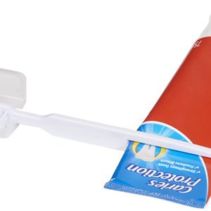 Brosse ? dents avec distributeur de dentifrice Dana