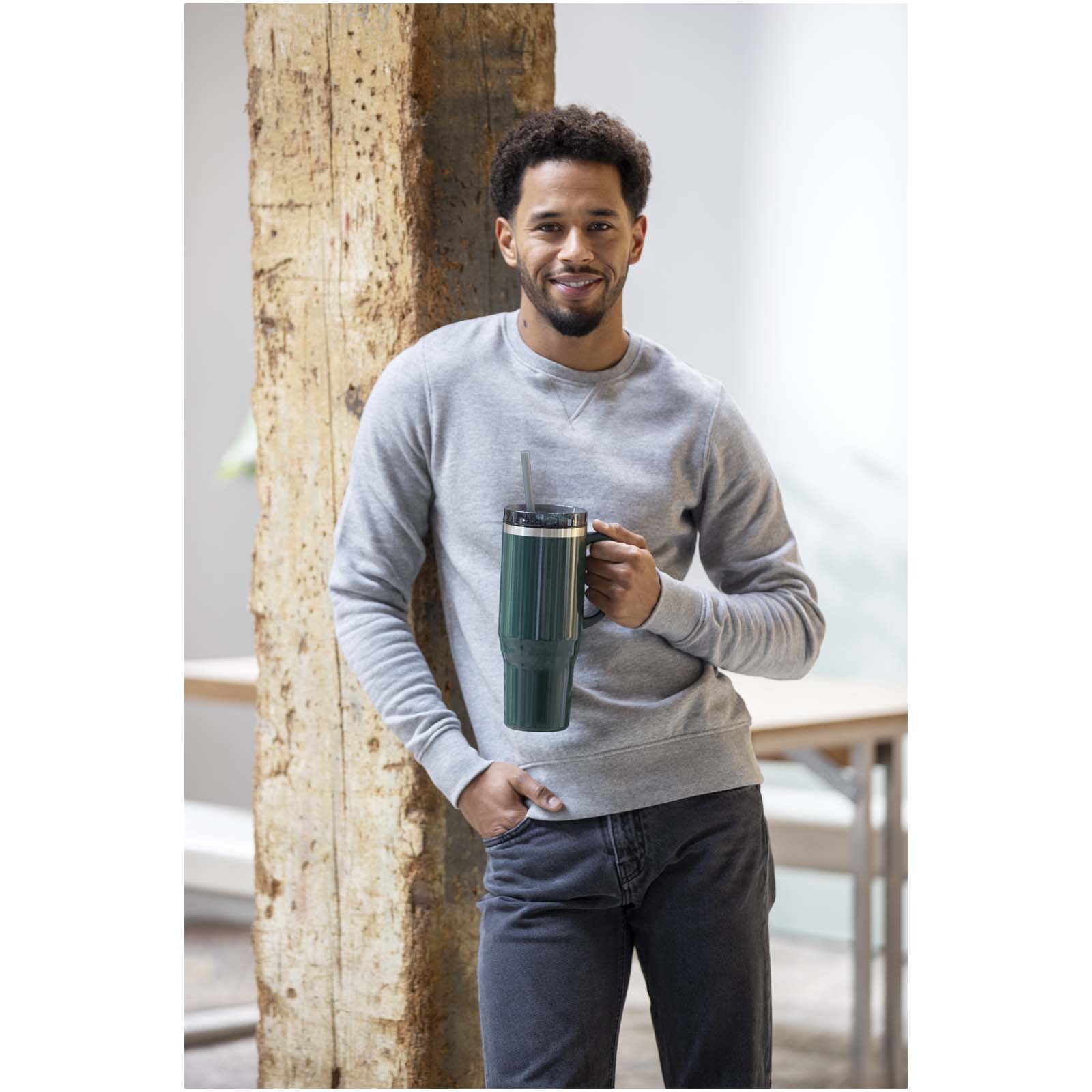 Mug isotherme Melbourne 1200 ml certifié RCS avec paille Mug isotherme Melbourne 1200 ml certifié RCS avec paille – vue 2