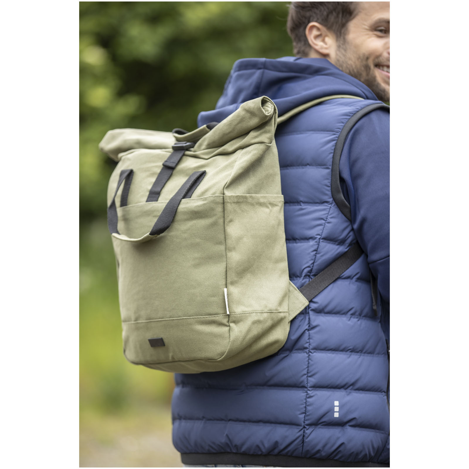 Sac à dos pour ordinateur portable Joey de 15 L en toile recyclée GRS 15 pouces avec dessus enroulable Sac à dos pour ordinateur portable Joey de 15 L en toile recyclée GRS 15 pouces avec dessus enroulable – vue 2
