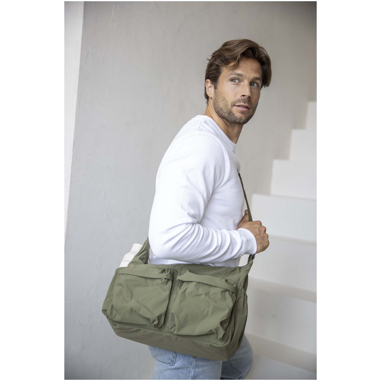 Sacoche pour ordinateur portable Calli 13 pouces en nylon recyclé GRS Sacoche pour ordinateur portable Calli 13 pouces en nylon recyclé GRS – vue 2