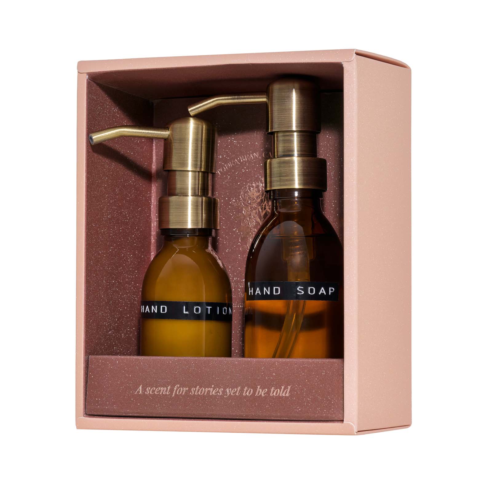 Coffret cadeau de soins pour les mains Quiet Rebellion de Wellmark Coffret cadeau de soins pour les mains Quiet Rebellion de Wellmark – vue 2