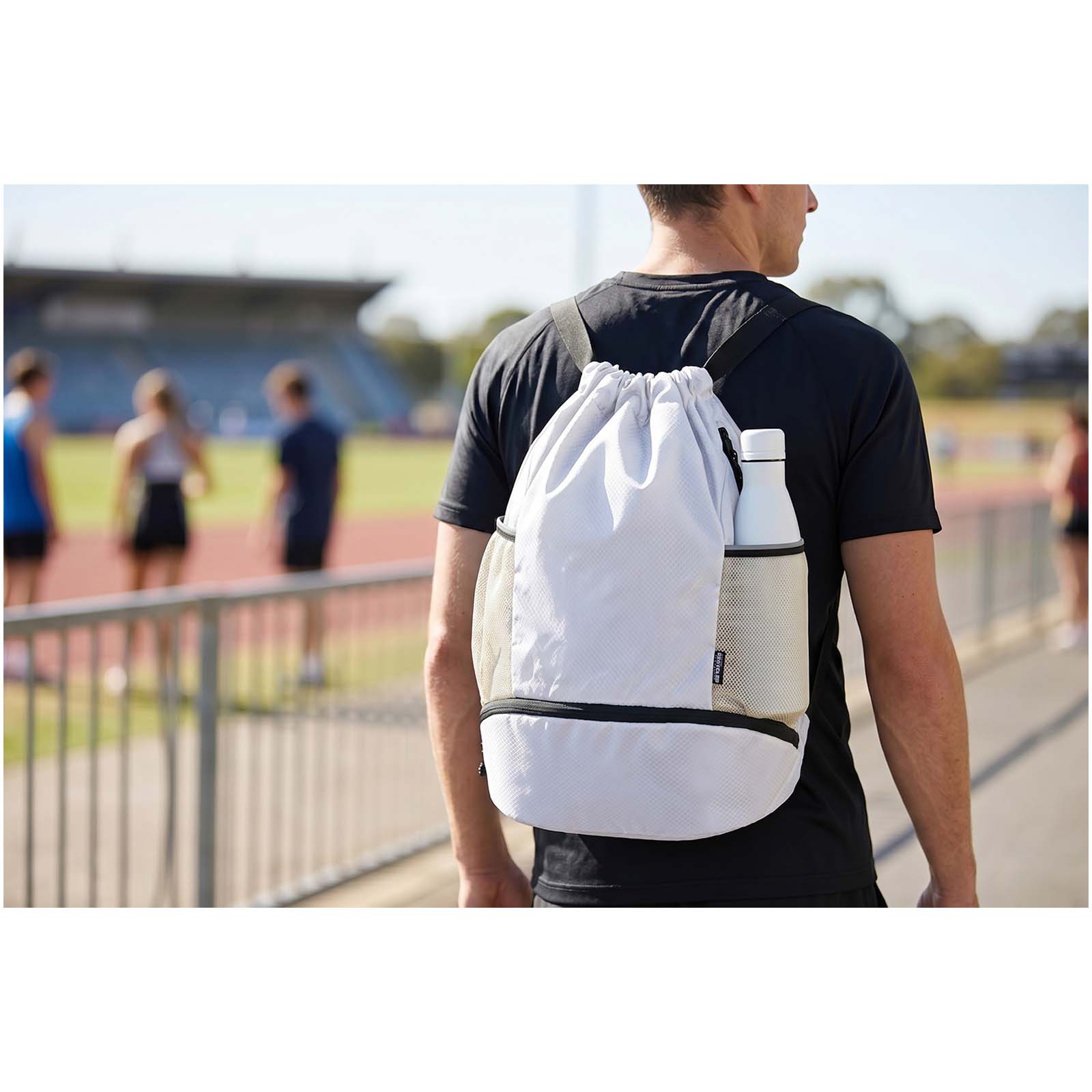 Sac de sport Varyon à cordon en matériaux recyclés certifiés GRS avec compartiment inférieur de 18 L Sac de sport Varyon à cordon en matériaux recyclés certifiés GRS avec compartiment inférieur de 18 L – vue 2