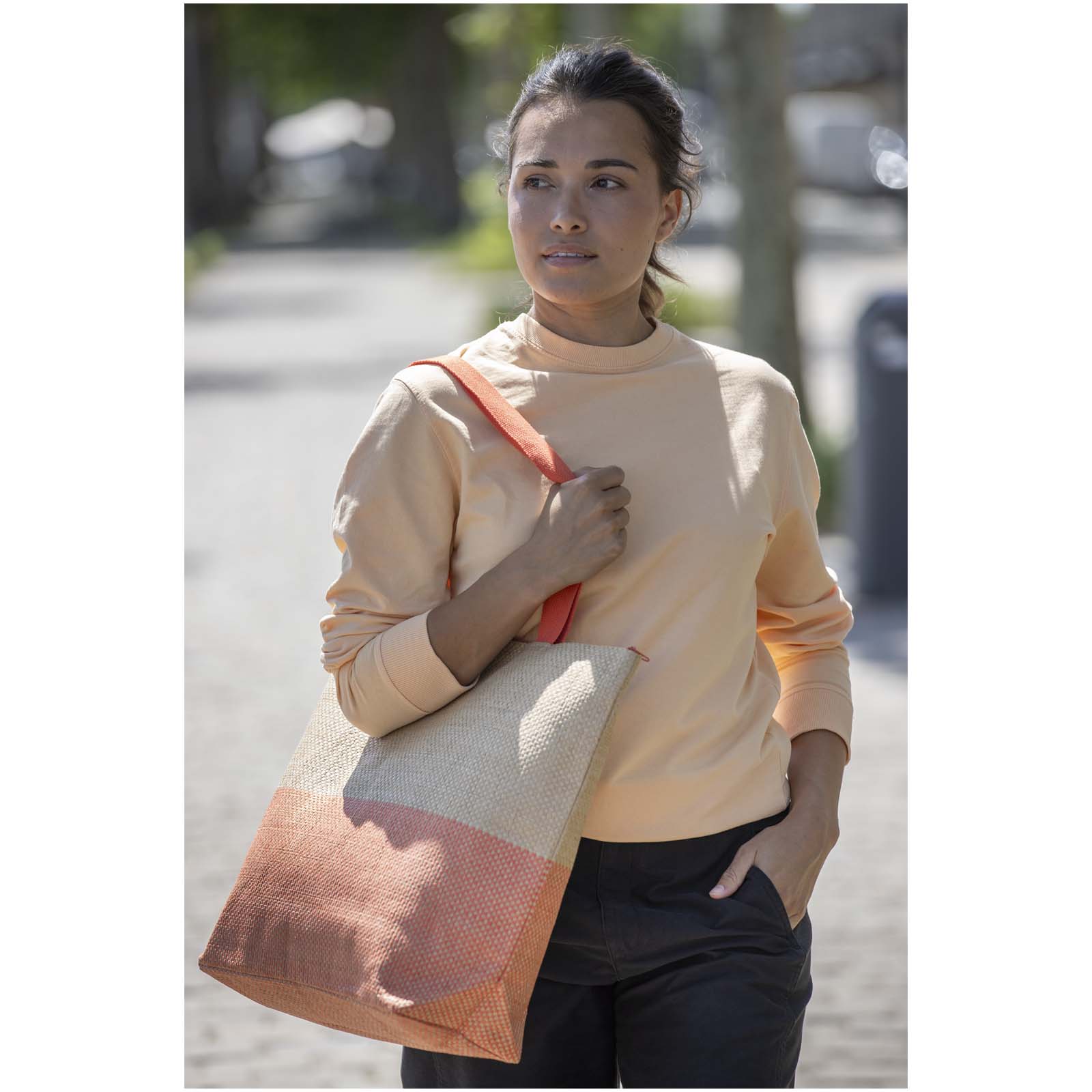 Grand sac fourre-tout en papier paille Rhythm avec fermeture à glissière, 21 L Grand sac fourre-tout en papier paille Rhythm avec fermeture à glissière, 21 L – vue 2
