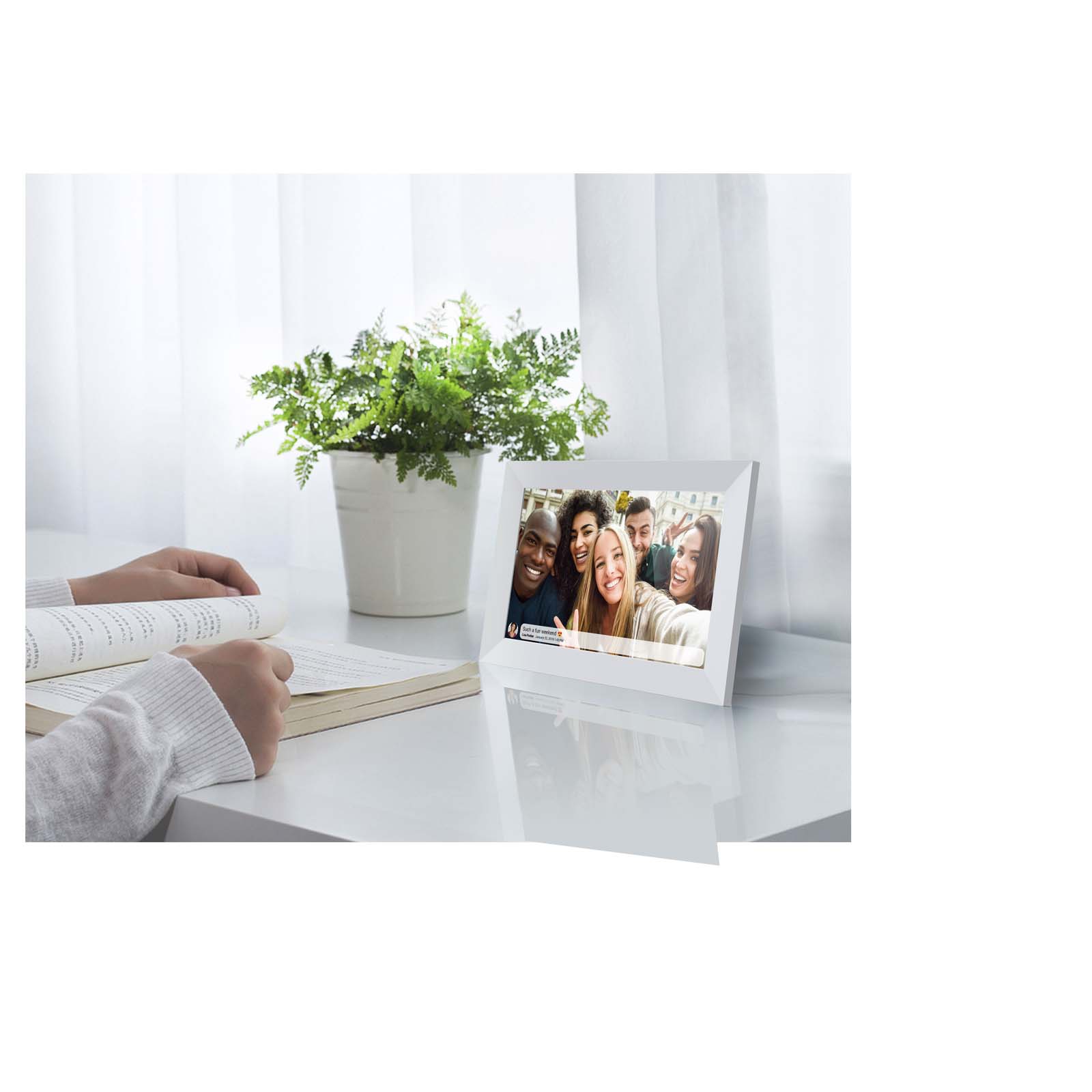 Cadre photo numérique 10″ Prixton Prado Frameo avec Wi-Fi Cadre photo numérique 10″ Prixton Prado Frameo avec Wi-Fi – vue 2