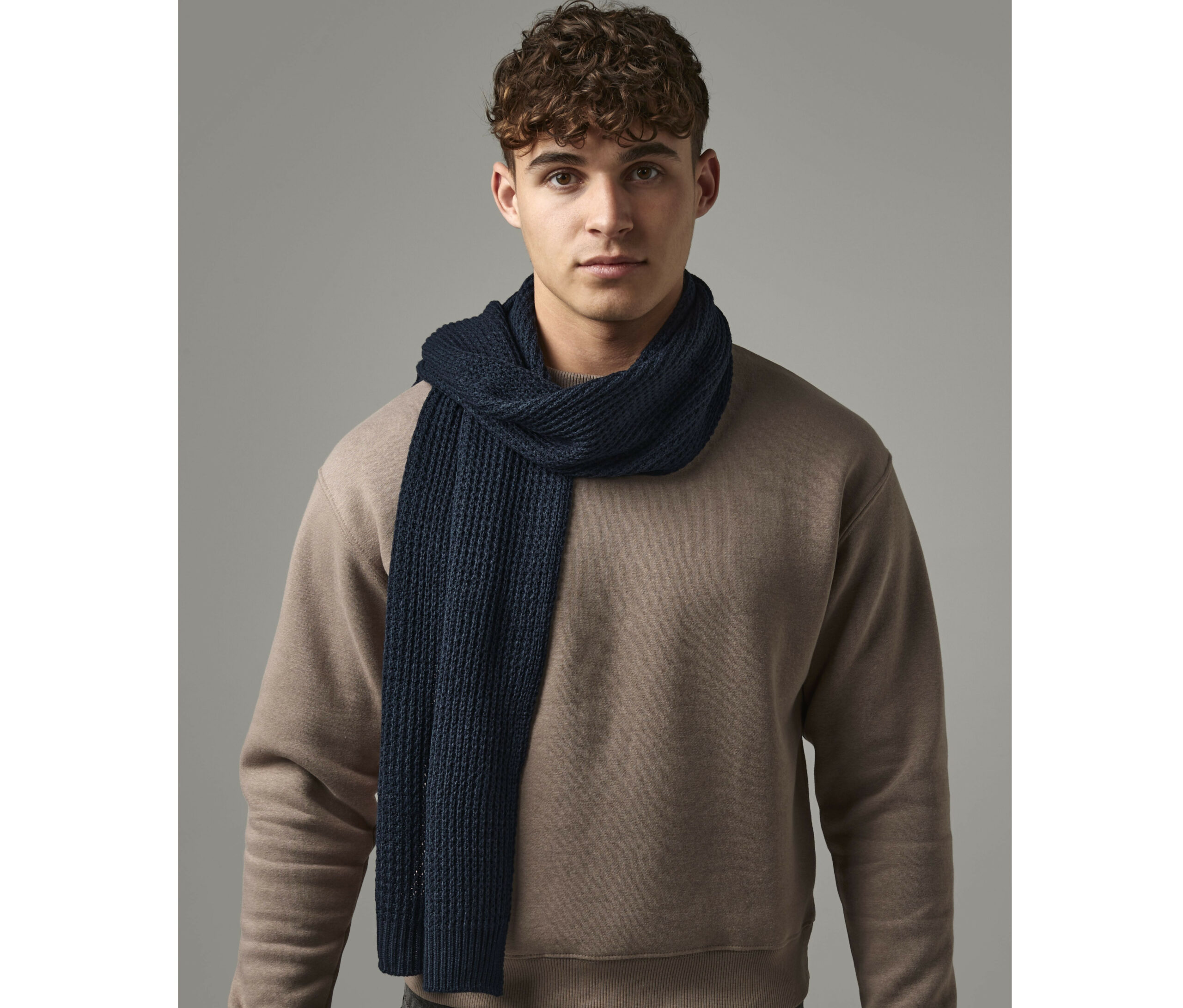 Écharpe maille gaufrée Beechfield Classic Waffle Knit Scarf Écharpe maille gaufrée Beechfield Classic Waffle Knit Scarf