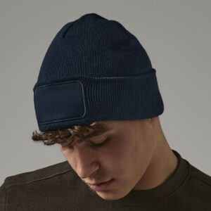 Bonnet avec empiècement en polyester recyclé Beechfield Recycled Original Patch Beanie