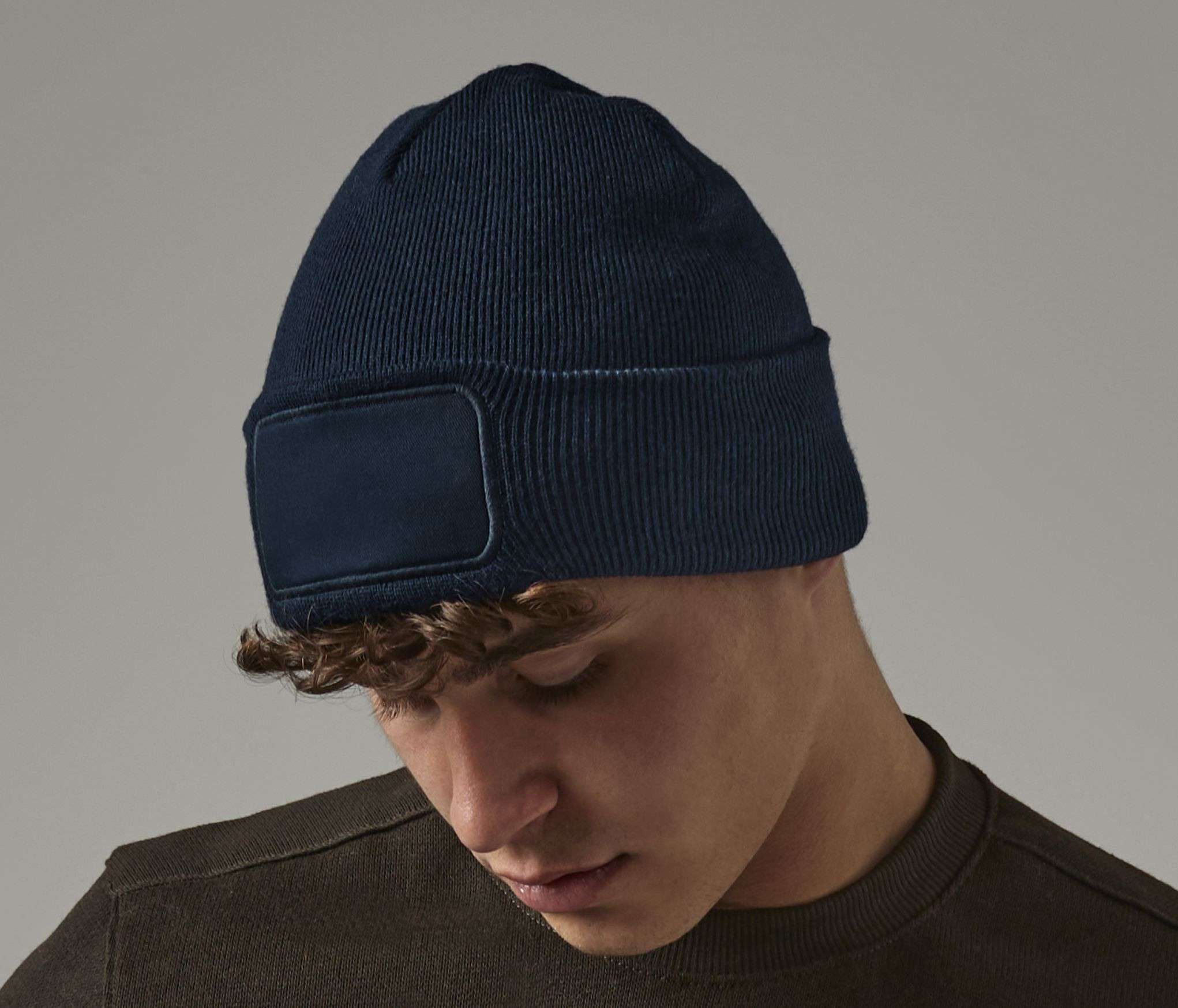 Bonnet avec empiècement en polyester recyclé Beechfield Recycled Original Patch Beanie Bonnet avec empiècement en polyester recyclé Beechfield Recycled Original Patch Beanie
