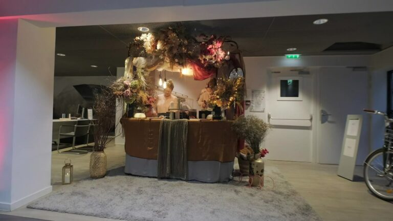 Bar fleuri décoré pour les Bauer Days