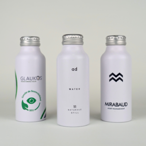 Bidon métallique personnalisé avec eau de 330 ml.
