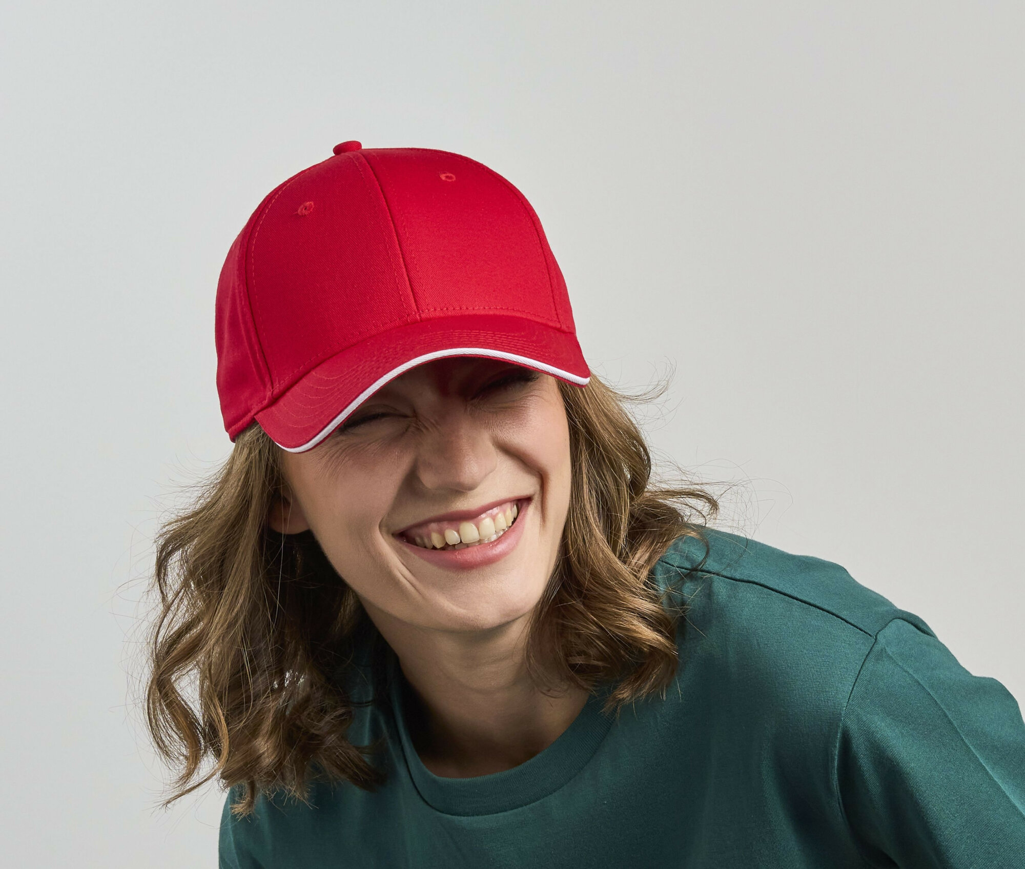 Casquette 6 pans visière sandwich Atlantis Headwear Sport Sandwich-S Casquette 6 pans visière sandwich Atlantis Headwear Sport Sandwich-S