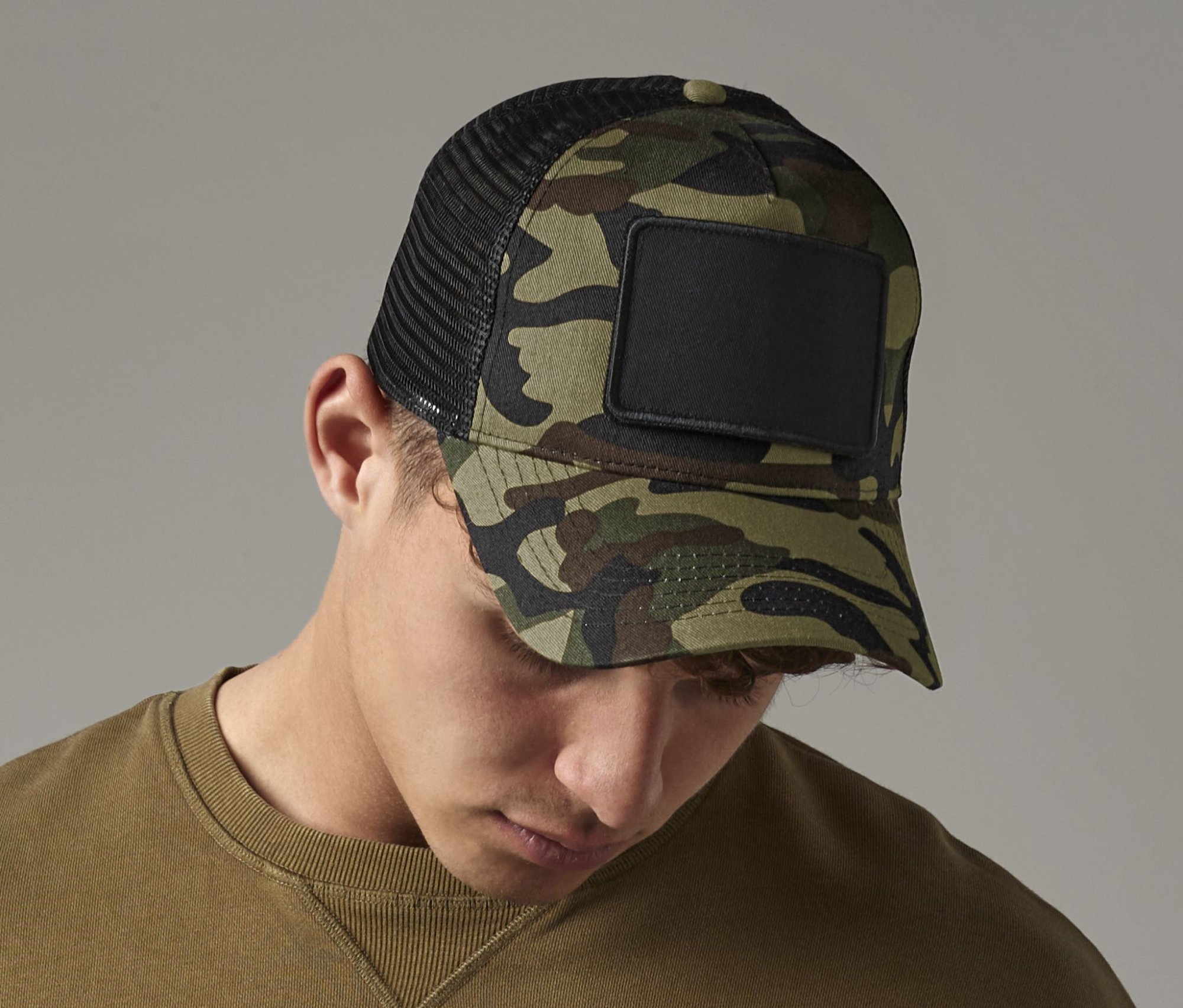 Casquette avec empiècement amovible Beechfield Removable Patch Trucker Casquette avec empiècement amovible Beechfield Removable Patch Trucker