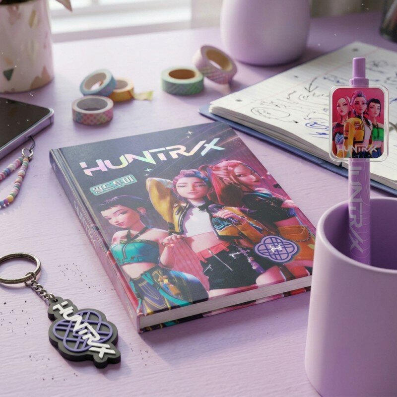 Coffret Cadeaux KPop Demon Hunters Huntrix - Carnet, Stylo & Porte-Clés Coffret Cadeaux KPop Demon Hunters Huntrix - Carnet, Stylo & Porte-Clés