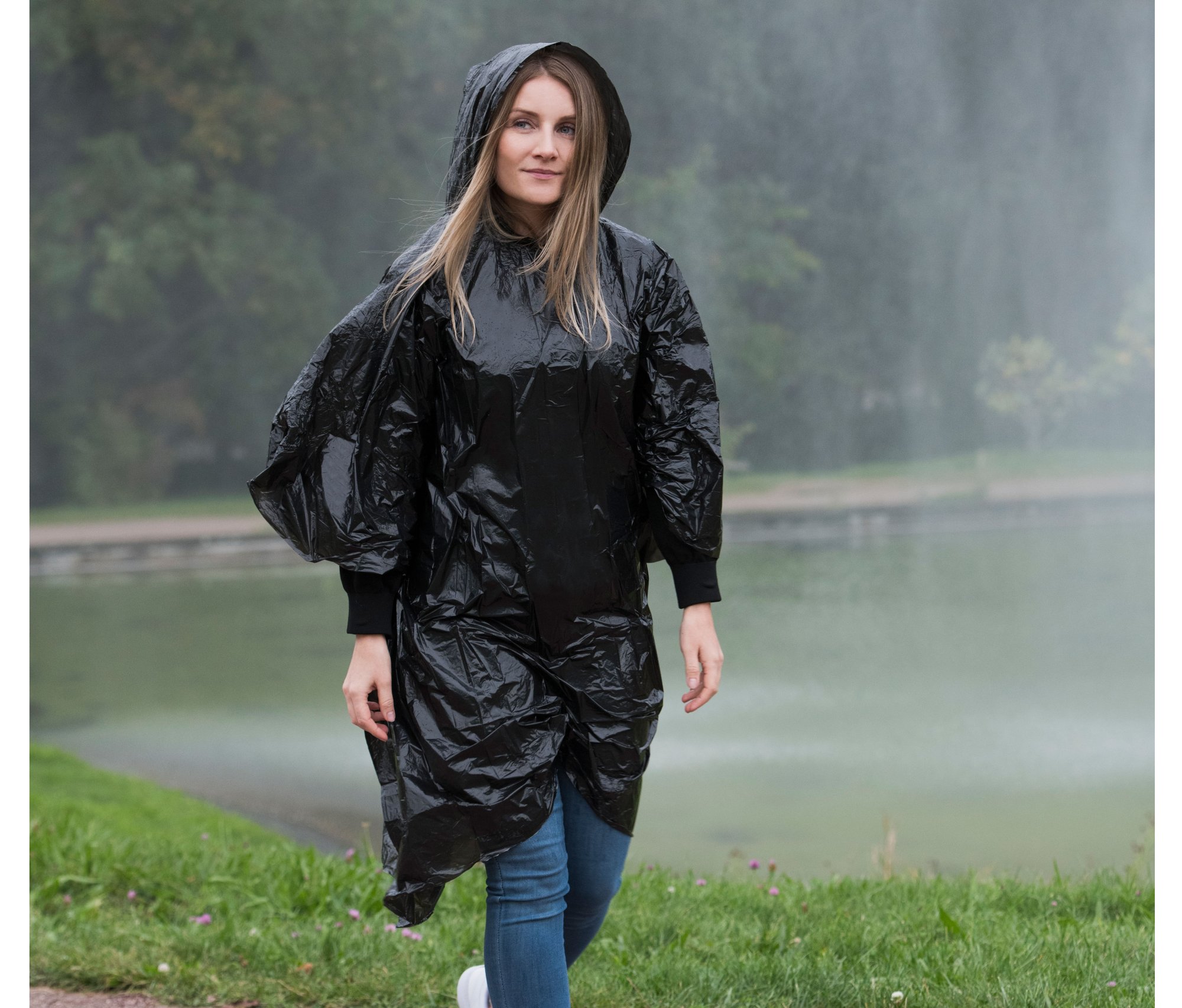 Coupe-vent Korntex Disposable Raining Poncho "sumatra" Coupe-vent Korntex Disposable Raining Poncho "sumatra"