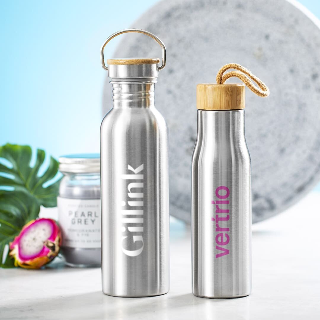 DRUCA. Bouteille métallique de 600ML avec bouchon en bambou DRUCA. Bouteille métallique de 600ML avec bouchon en bambou