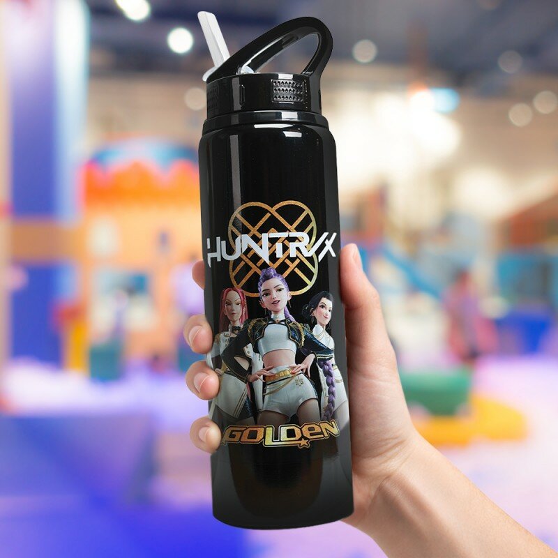 Gourde Flip Top Golden KPop Demon Hunters Huntrix 750 ml Gourde Flip Top Golden KPop Demon Hunters Huntrix 750 ml