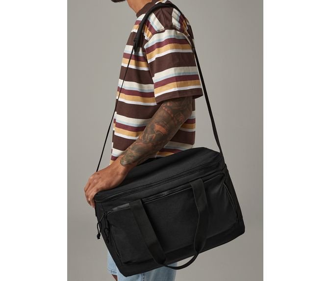 Grand sac isotherme en polyester recyclé Bag Base Recycled Large Cooler Shoulder Grand sac isotherme en polyester recyclé Bag Base Recycled Large Cooler Shoulder