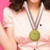 Médaille d'Or Super Nounou avec Ruban Rose & Blanc