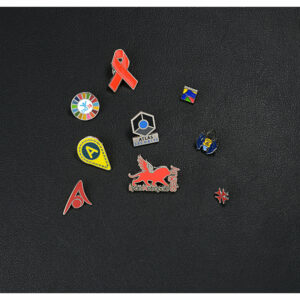 Pin's premium - résine de synthèse surfacée