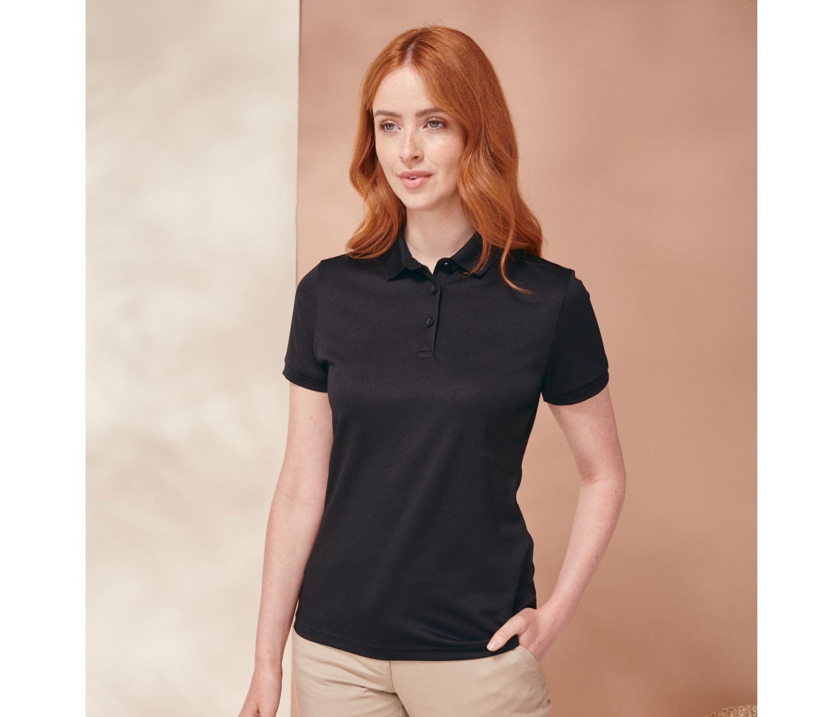 Polo femme en polyester recyclé Henbury Ladies' Recycled Shirt Polo femme en polyester recyclé Henbury Ladies' Recycled Shirt