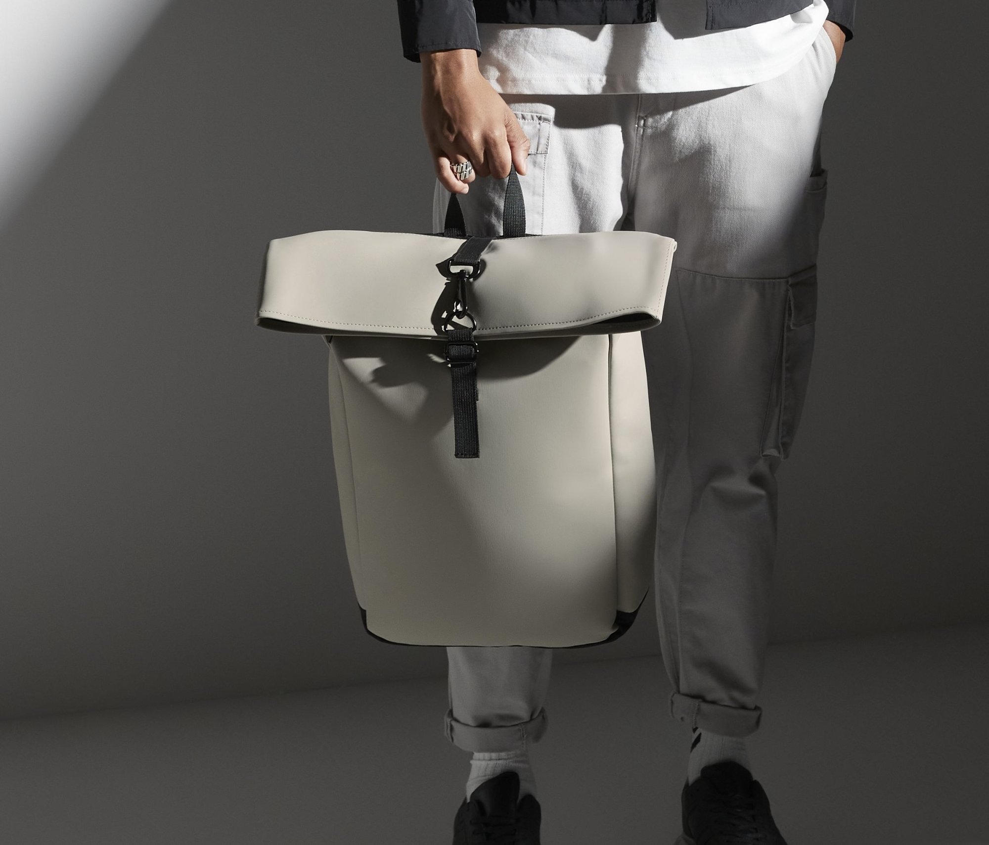 Sac à dos avec rabat enroulable Roll-Top Bag Base Matte PU Backpack Sac à dos avec rabat enroulable Roll-Top Bag Base Matte PU Backpack