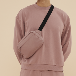 Sac banane en polyester recyclé Bag Base Premium Recycled Cross Body