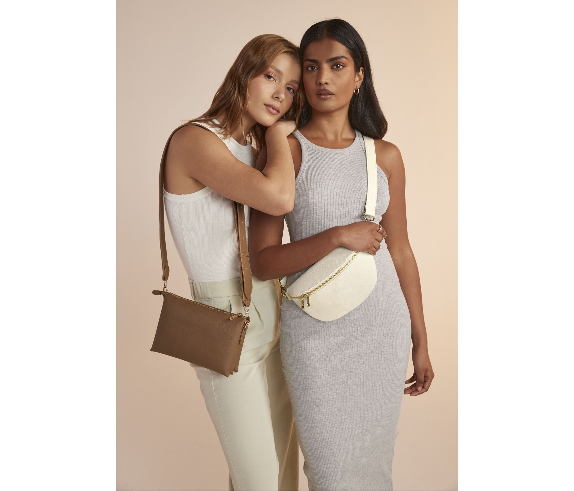 Sac bandoulière à Boutique Bag Base Soft Cross Body Sac bandoulière à Boutique Bag Base Soft Cross Body