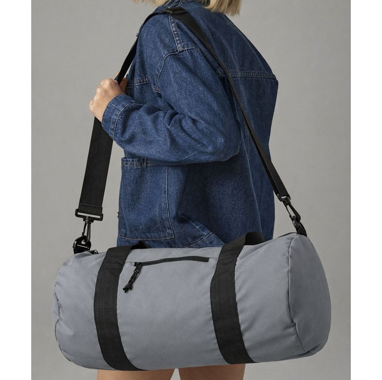 Sac bandoulière de voyage en matériaux recyclés Bag Base Recycled Barrel Sac bandoulière de voyage en matériaux recyclés Bag Base Recycled Barrel