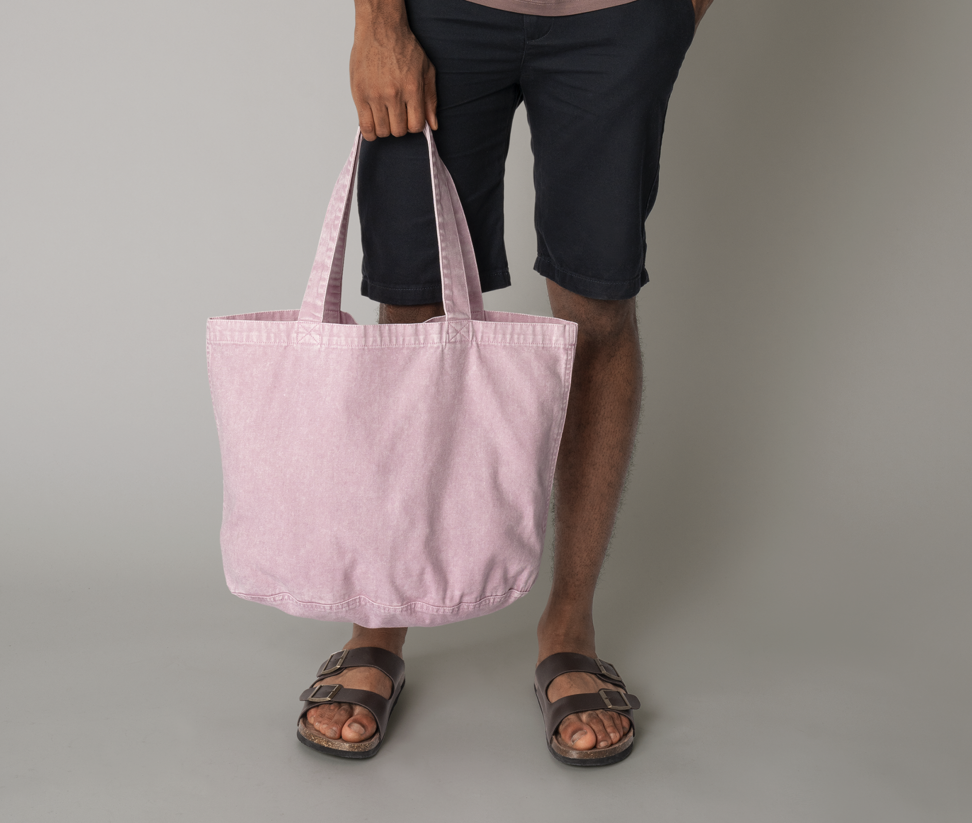 Sac shopping ovale en coton recyclé délavé Westford Mill Garment Dyed Shopper Sac shopping ovale en coton recyclé délavé Westford Mill Garment Dyed Shopper