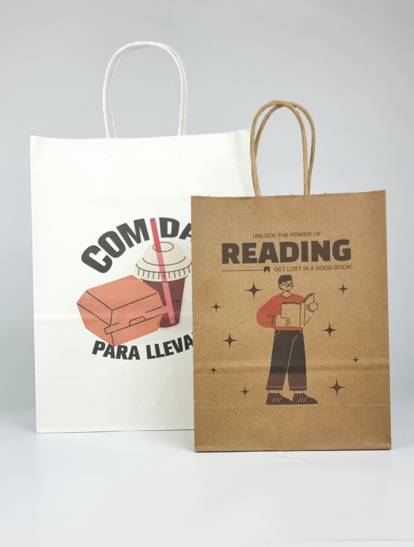Sacs en papier avec poignées bouclées, disponibles en différentes tailles Sacs en papier avec poignées bouclées, disponibles en différentes tailles