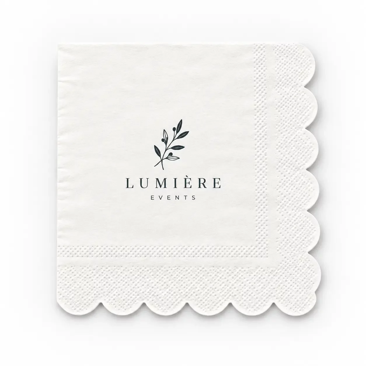 Serviette cocktail blanche festonnée 24x24 cm Serviette cocktail blanche festonnée 24x24 cm