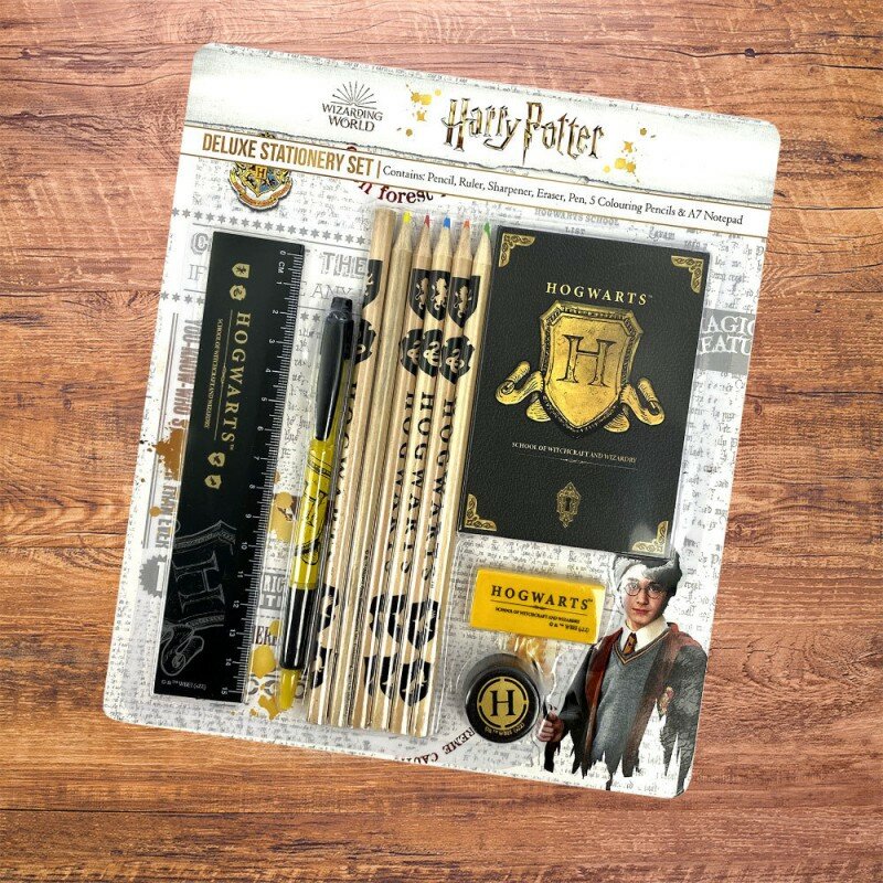 Set de Papeterie Harry Potter Deluxe Poudlard Noir et Or Set de Papeterie Harry Potter Deluxe Poudlard Noir et Or