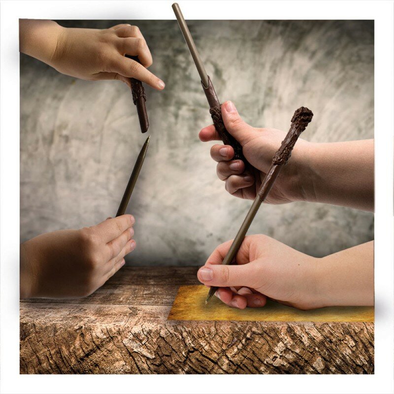 Set Stylo et Crayon Baguettes Magiques Harry Potter Set Stylo et Crayon Baguettes Magiques Harry Potter