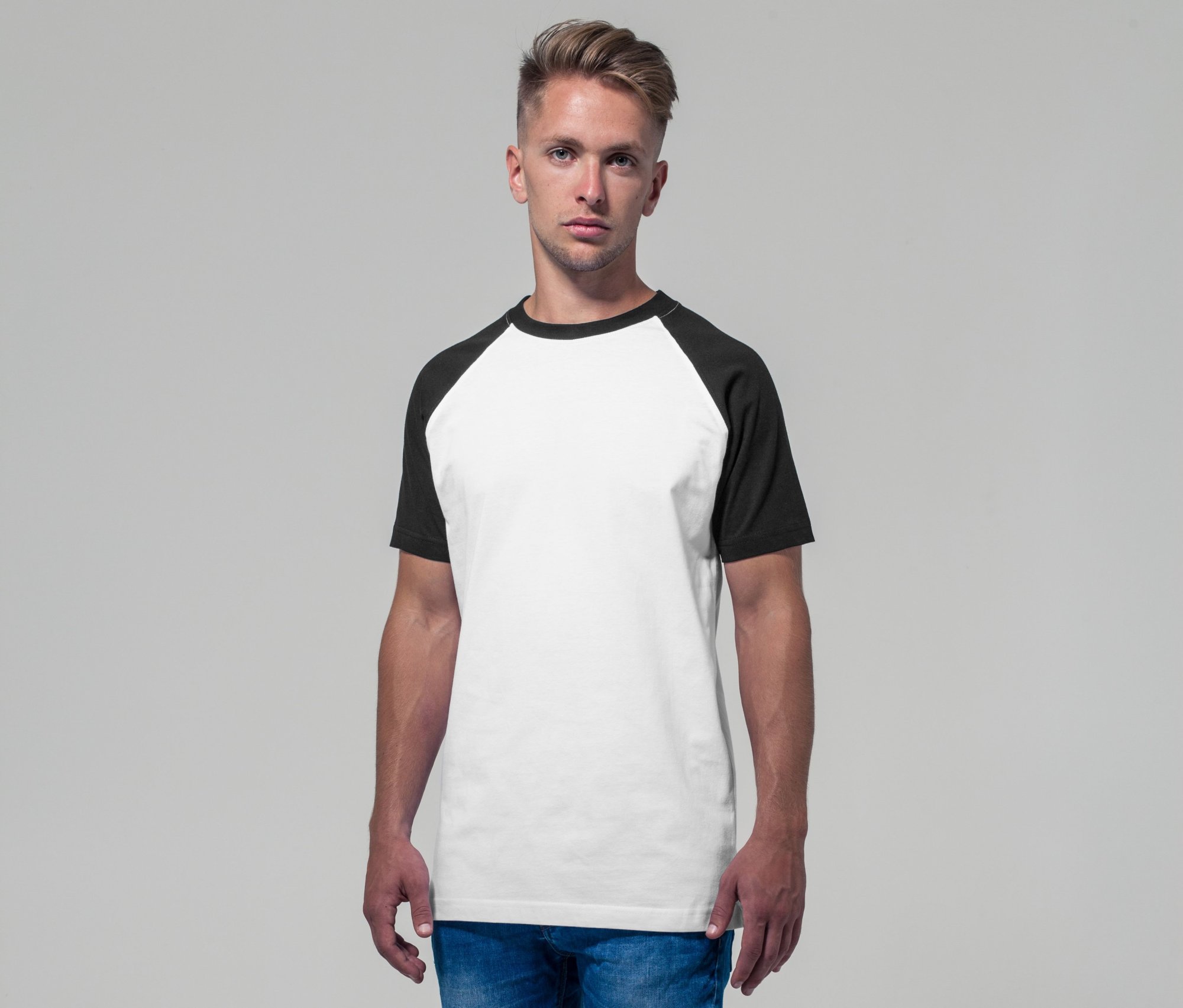 Tee-shirt baseball Build Your Brand Raglan Contrast Tee Tee-shirt baseball Build Your Brand Raglan Contrast Tee