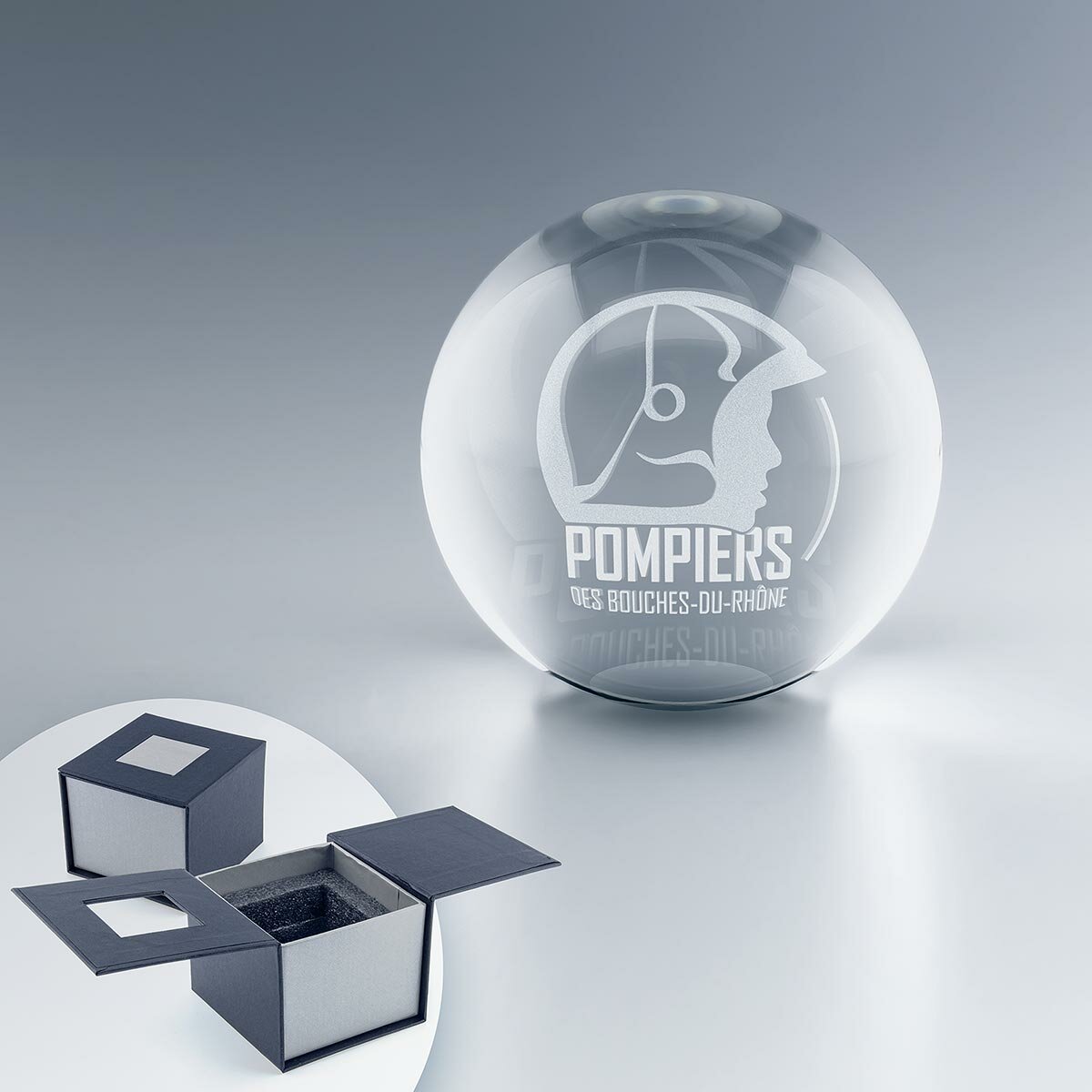 Trophée Sphère en Verre 6 cm Trophée Sphère en Verre 6 cm